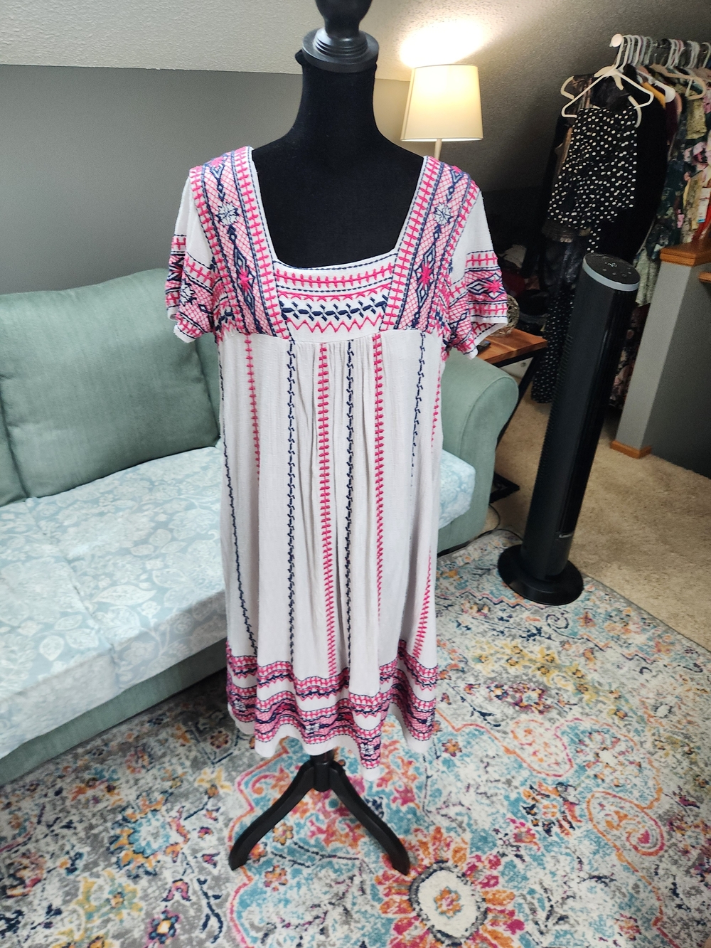 Maeve Anthropologie  White Midi Dress Pink & Navy Embroidery Medium Boho Chic